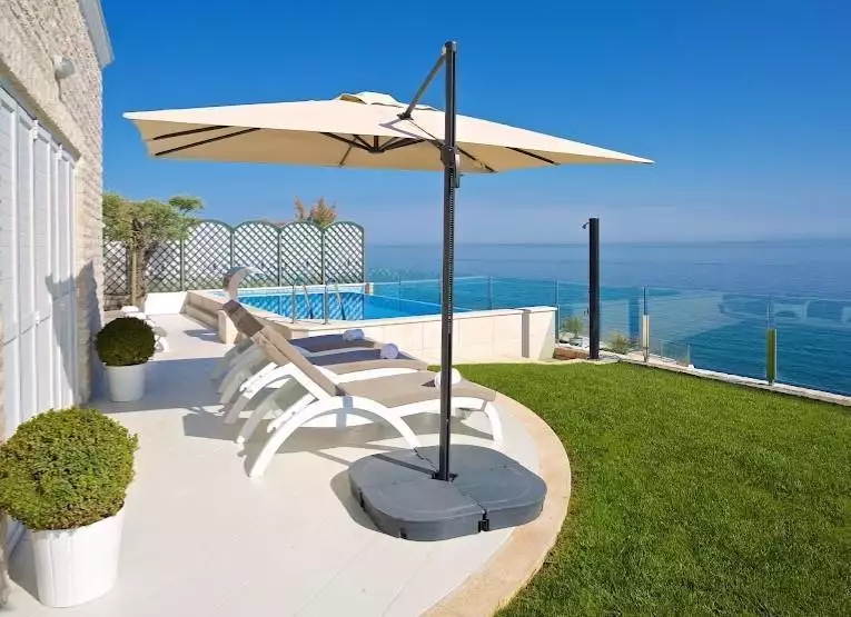 Villa 280m² in Croatia, Umag. Priced at 2400000€ rent photo-13
