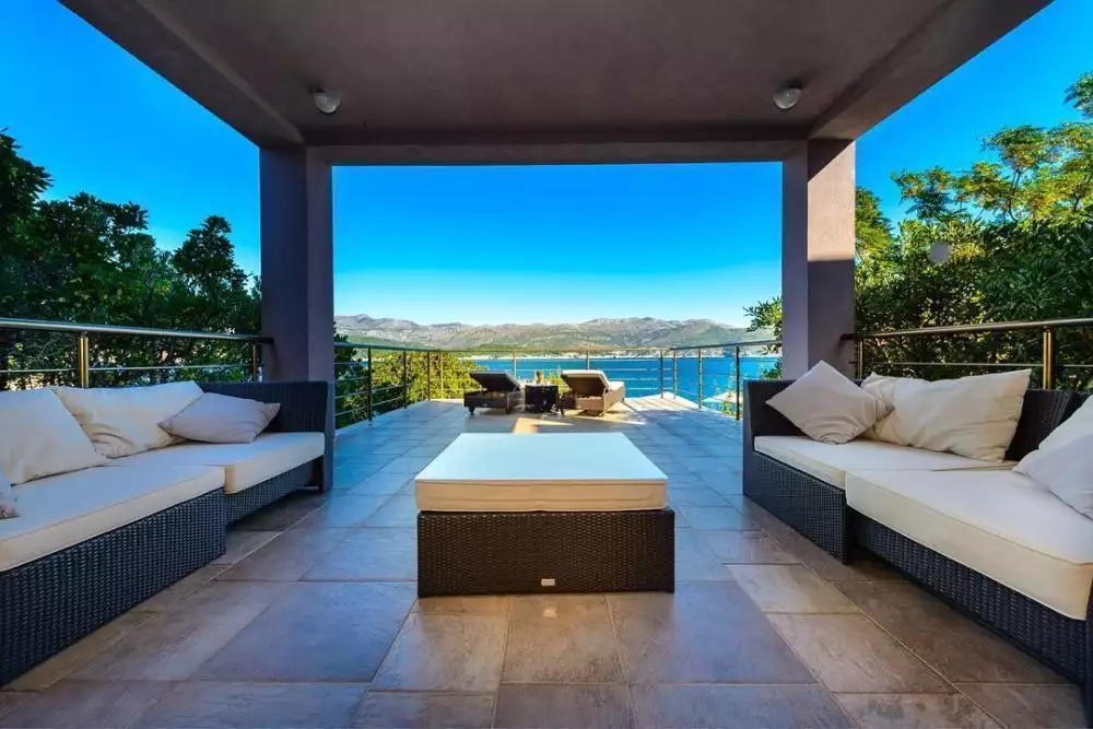 Villa 450m² in Croatia, Dubrovnik. Priced at 2500000€ rent photo-14