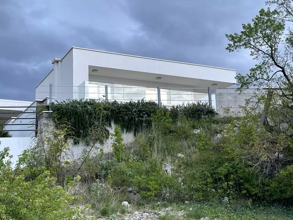 Villa 250m² in Croatia, Klenovica. Priced at 690000€ rent photo-5