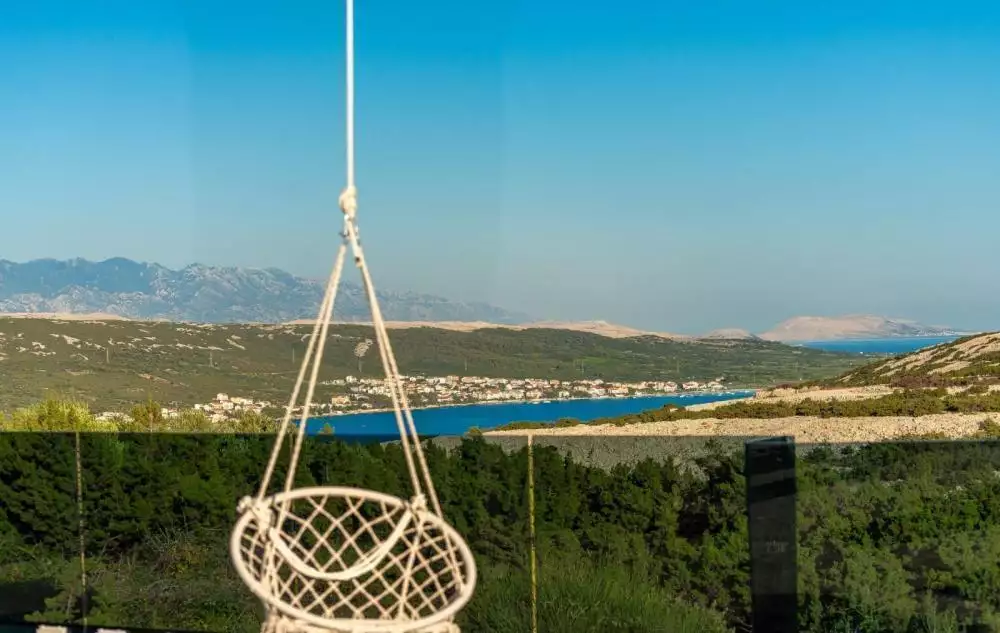 Villa 500m² in Croatia, Novalja. Priced at 4000000€ rent photo-7
