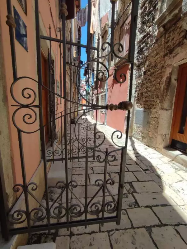 Hotels 150m² in Croatia, Rovinj. Priced at 1000000€ rent photo-1