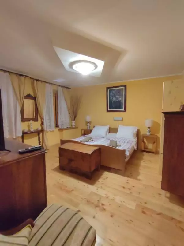 Hotels 150m² in Croatia, Rovinj. Priced at 1000000€ rent photo-16