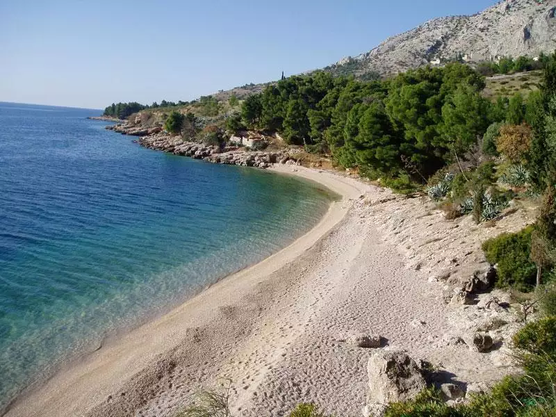 Hotels 302m² in France, Beaulieu-sur-Mer. Priced at 1370000€ rent photo-19