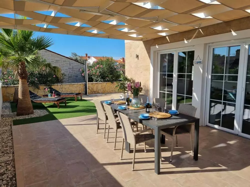 Villa 186m² in Croatia, Medulin. Priced at 830000€ rent photo-11