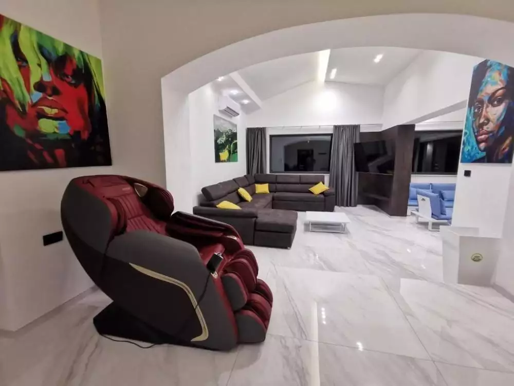 Villa 200m² in Croatia, Buzet. Priced at 2075000€ rent photo-23
