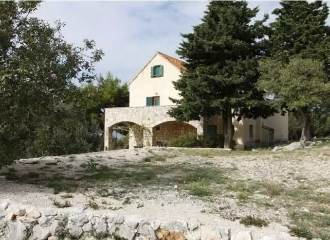 Villa 545m² in Croatia, Murter. Priced at 2950000€ rent photo-6