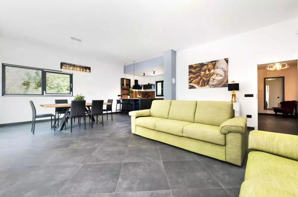 Villa 110m² in Croatia, Rovinj. Priced at 950000€ rent photo-12