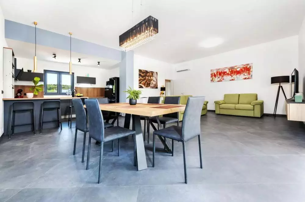 Villa 110m² in Croatia, Rovinj. Priced at 950000€ rent photo-14