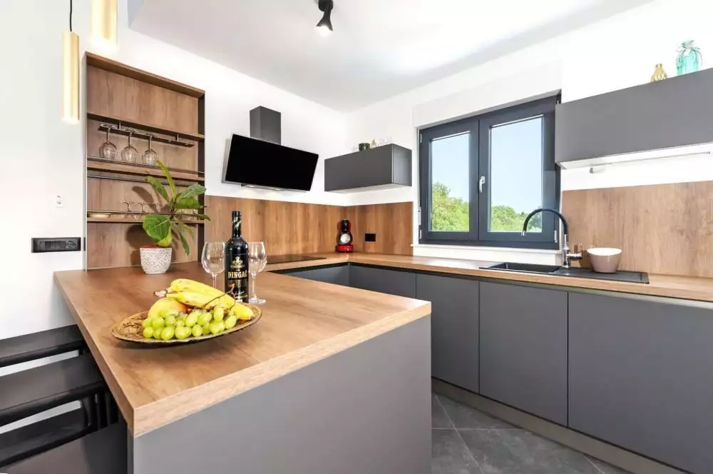 Villa 110m² in Croatia, Rovinj. Priced at 950000€ rent photo-17