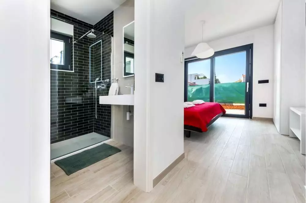 Villa 110m² in Croatia, Rovinj. Priced at 950000€ rent photo-24