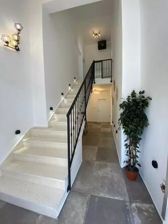 Villa 280m² in Portugal, Tavira. Priced at 1000000€ rent photo-3