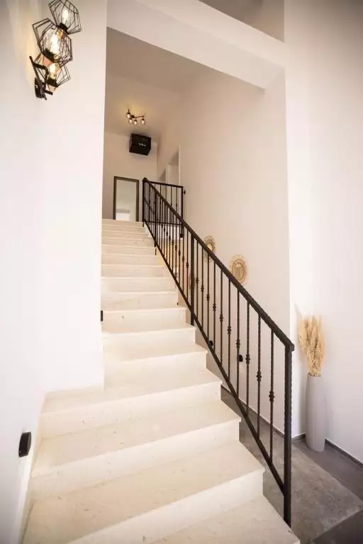 Villa 280m² in Portugal, Tavira. Priced at 1000000€ rent photo-8