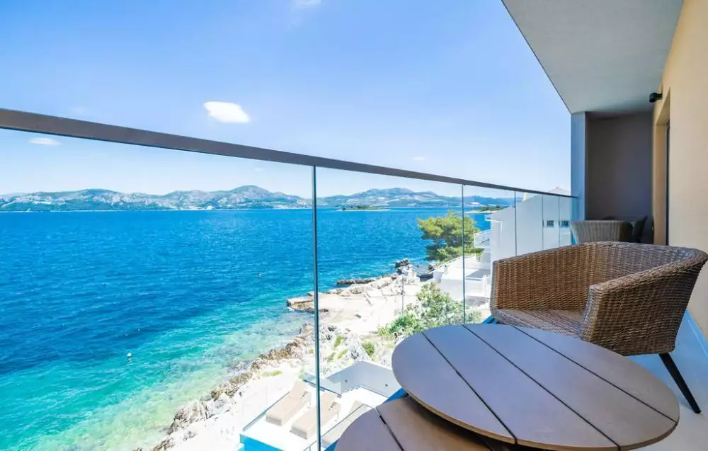 Villa 440m² in Croatia, Pejesac. Priced at 2075000€ rent photo-20