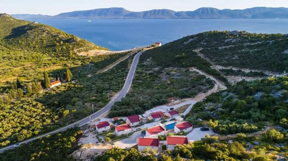 Hotels 1m² in Croatia, Ploce. Priced at 1800000€ rent photo-2