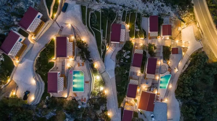 Hotels 1m² in Croatia, Ploce. Priced at 1800000€ rent photo-9