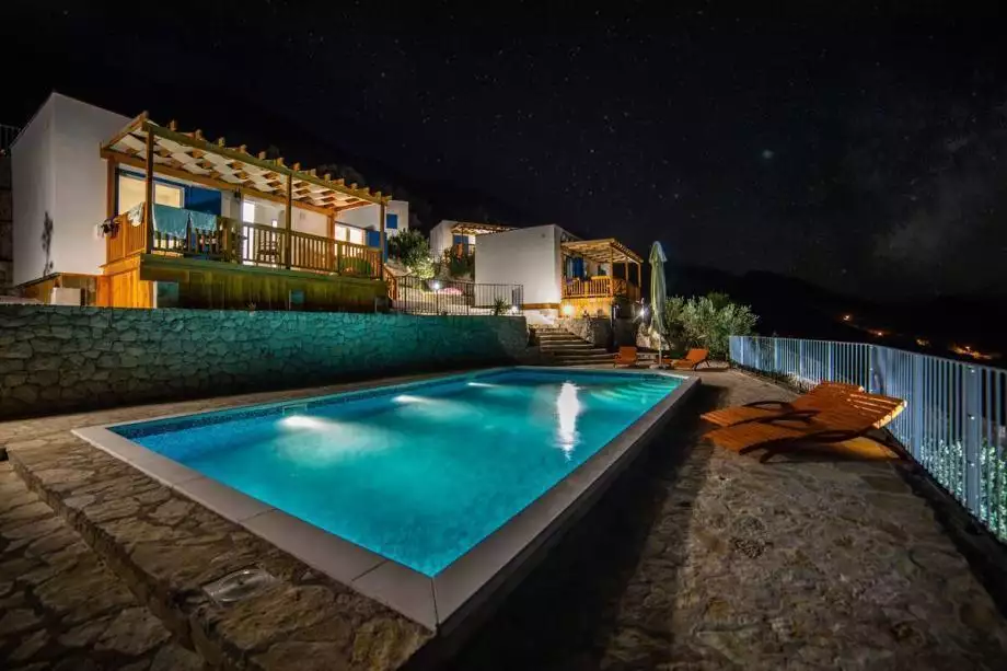 Hotels 1m² in Croatia, Ploce. Priced at 1800000€ rent photo-15