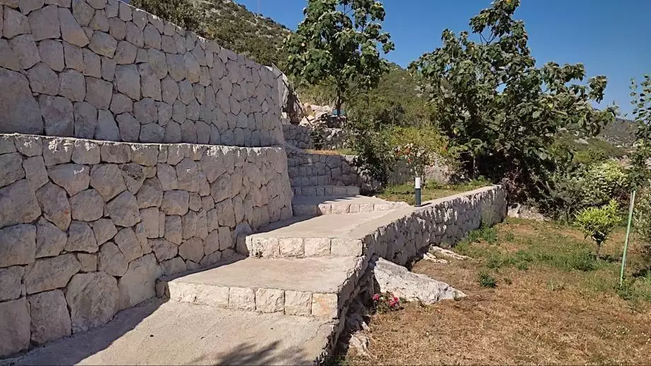 Hotels 1m² in Croatia, Ploce. Priced at 1800000€ rent photo-16