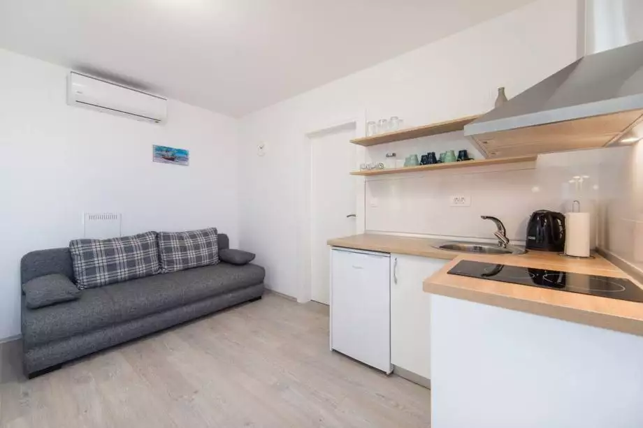 Hotels 1m² in Croatia, Ploce. Priced at 1800000€ rent photo-21