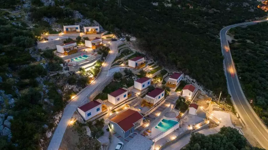 Hotels 1m² in Croatia, Ploce. Priced at 1800000€ rent photo-25