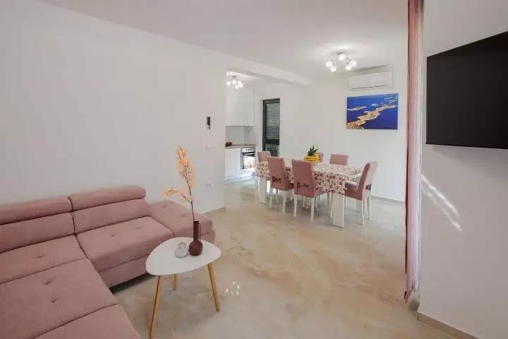 Hotels 343m² in Croatia, Zadar. Priced at 1300000€ rent photo-7