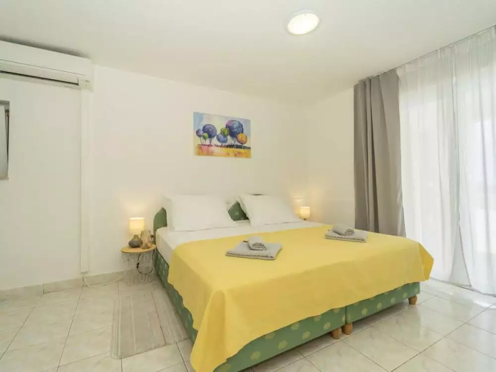Villa 450m² in Croatia, Korcula. Priced at 1400000€ rent photo-22
