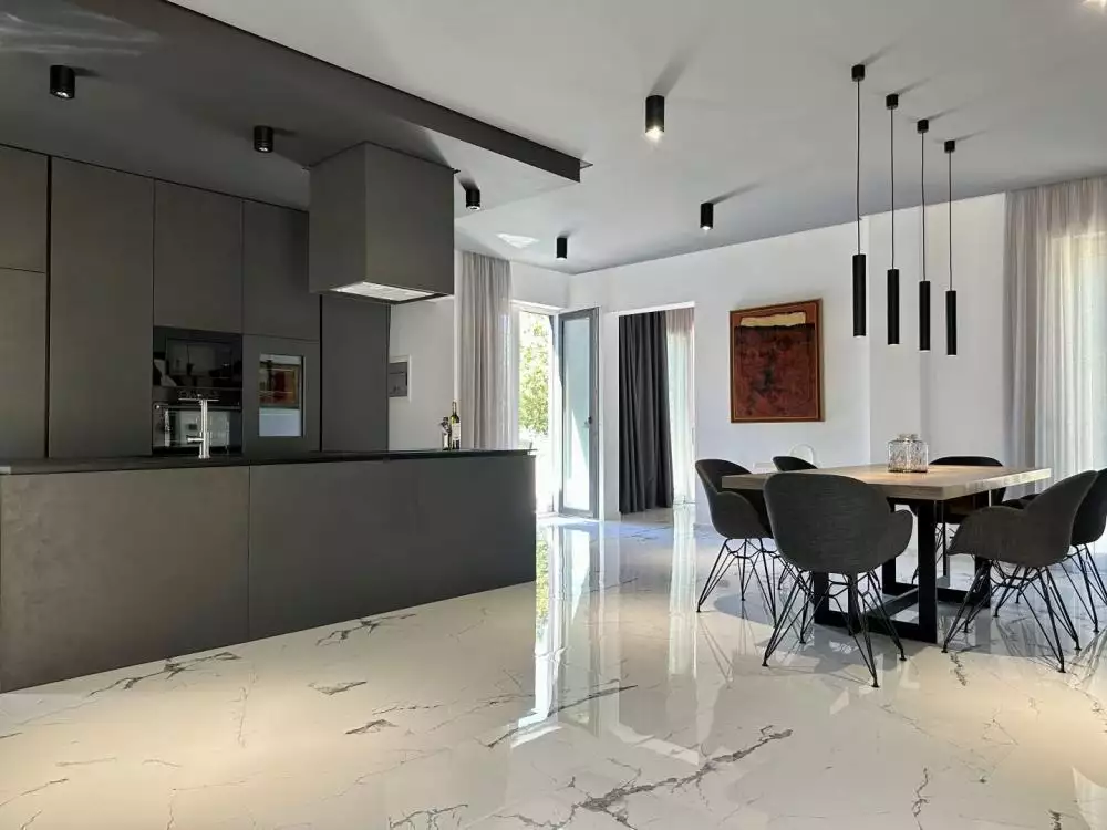 Villa 400m² in Croatia, Umag. Priced at 1550000€ rent photo-5