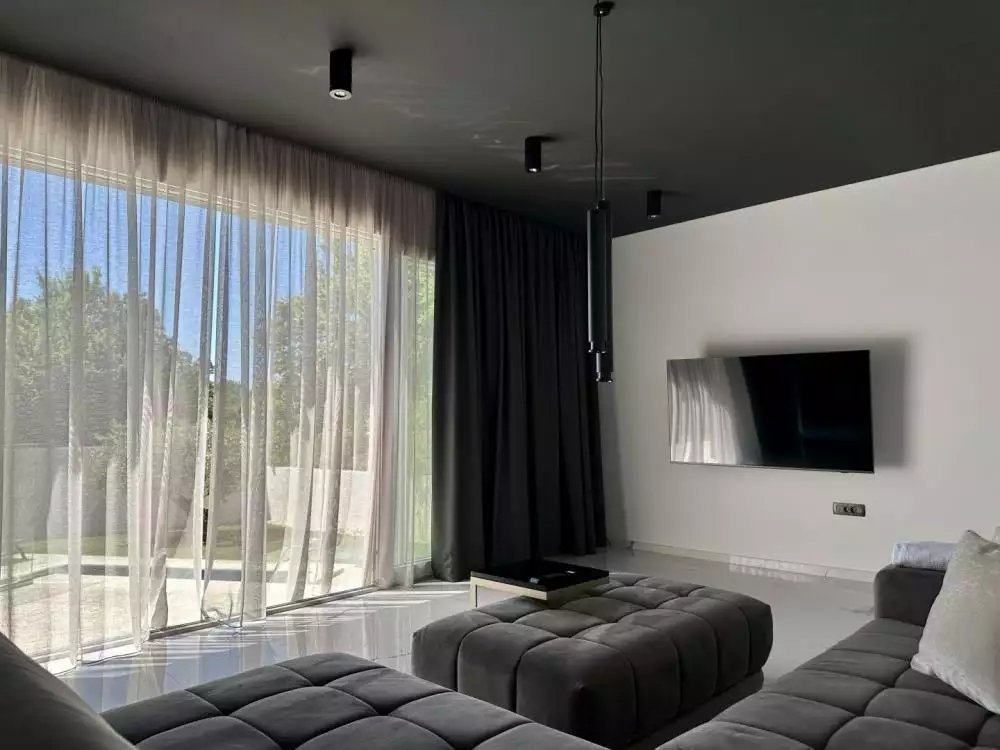 Villa 400m² in Croatia, Umag. Priced at 1550000€ rent photo-19