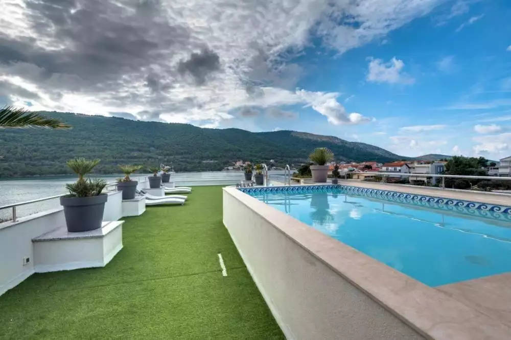 Hotels 510m² in Croatia, Sibenik. Priced at 1500000€ rent photo-1