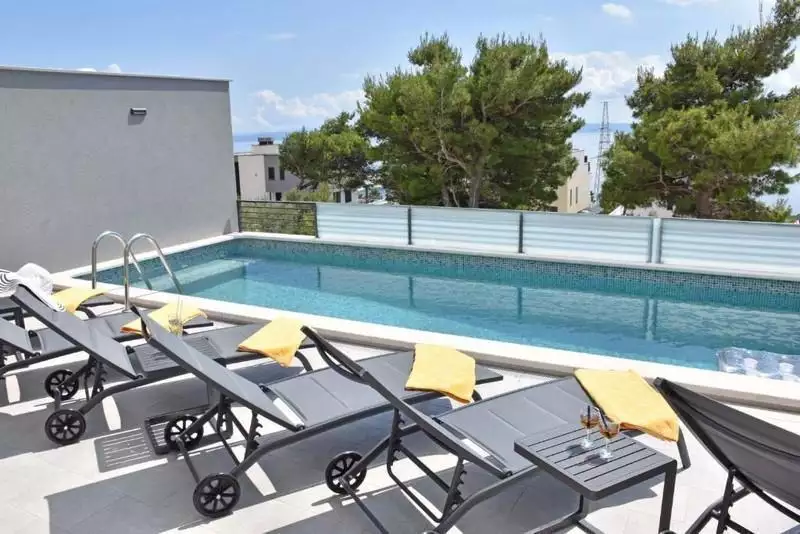 Villa 157m² in Croatia, Makarska. Priced at 675000€ rent photo-2