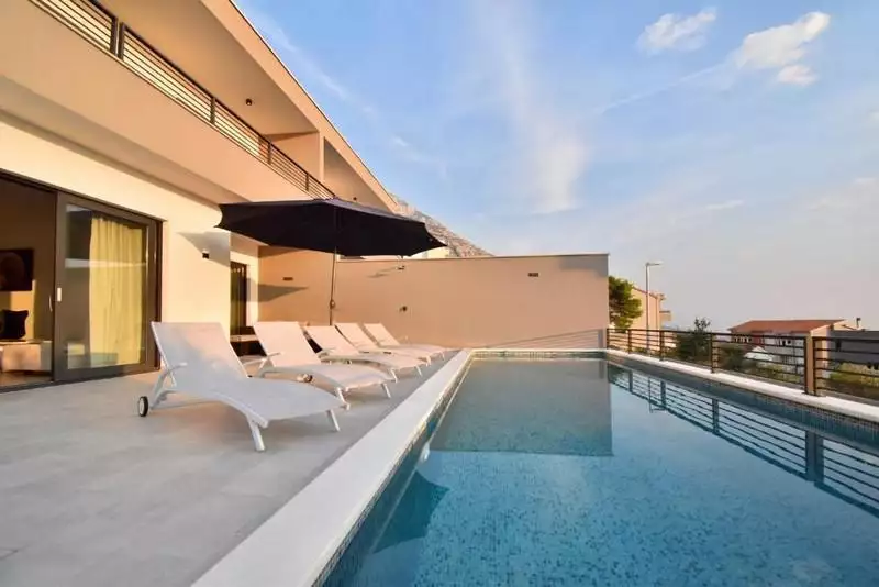 Villa 157m² in Croatia, Makarska. Priced at 675000€ rent photo-7
