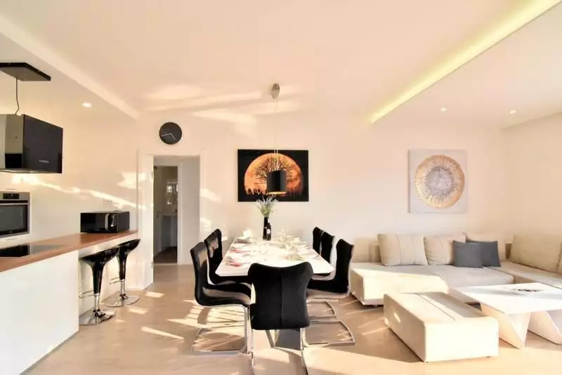 Villa 157m² in Croatia, Makarska. Priced at 675000€ rent photo-8