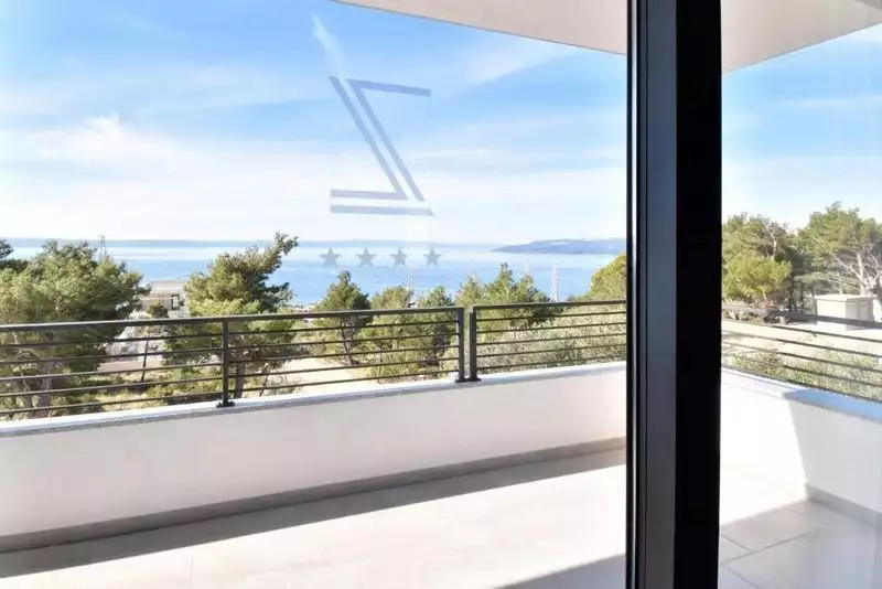 Villa 157m² in Croatia, Makarska. Priced at 675000€ rent photo-10