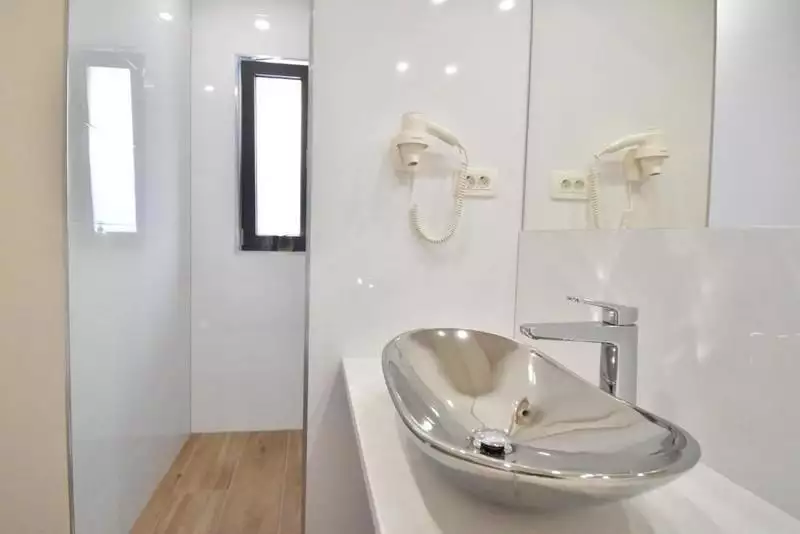 Villa 157m² in Croatia, Makarska. Priced at 675000€ rent photo-13