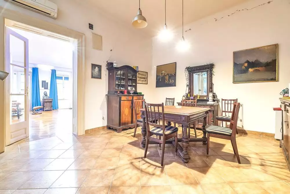 Villa 400m² in Croatia, Zagreb. Priced at 1500000€ rent photo-2