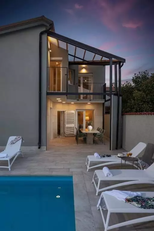 Villa 165m² in Croatia, Brtonigla. Priced at 690000€ rent photo-4