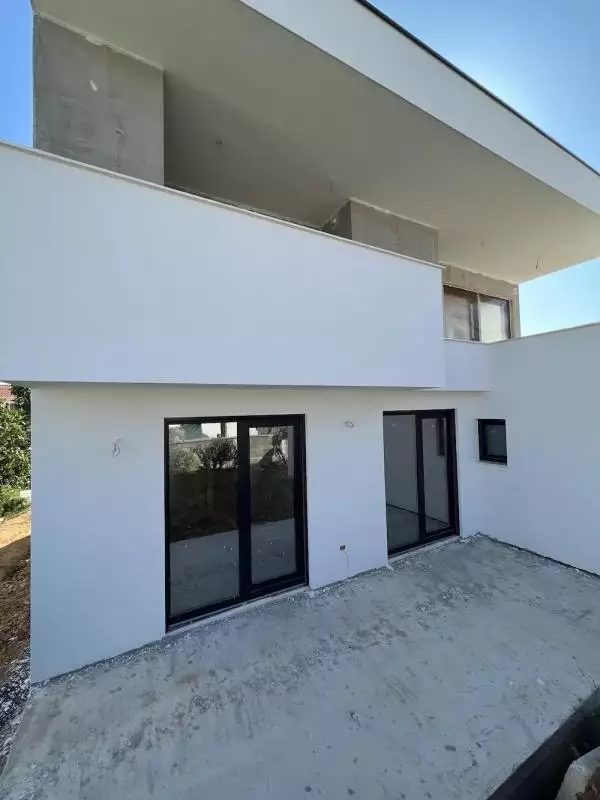 Villa 125m² in Croatia, Vrsi. Priced at 595000€ rent photo-2