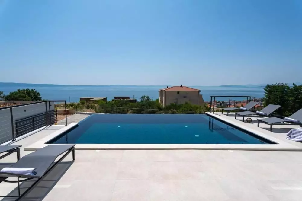 Villa 320m² in Croatia, Split. Priced at 1550000€ rent photo-5