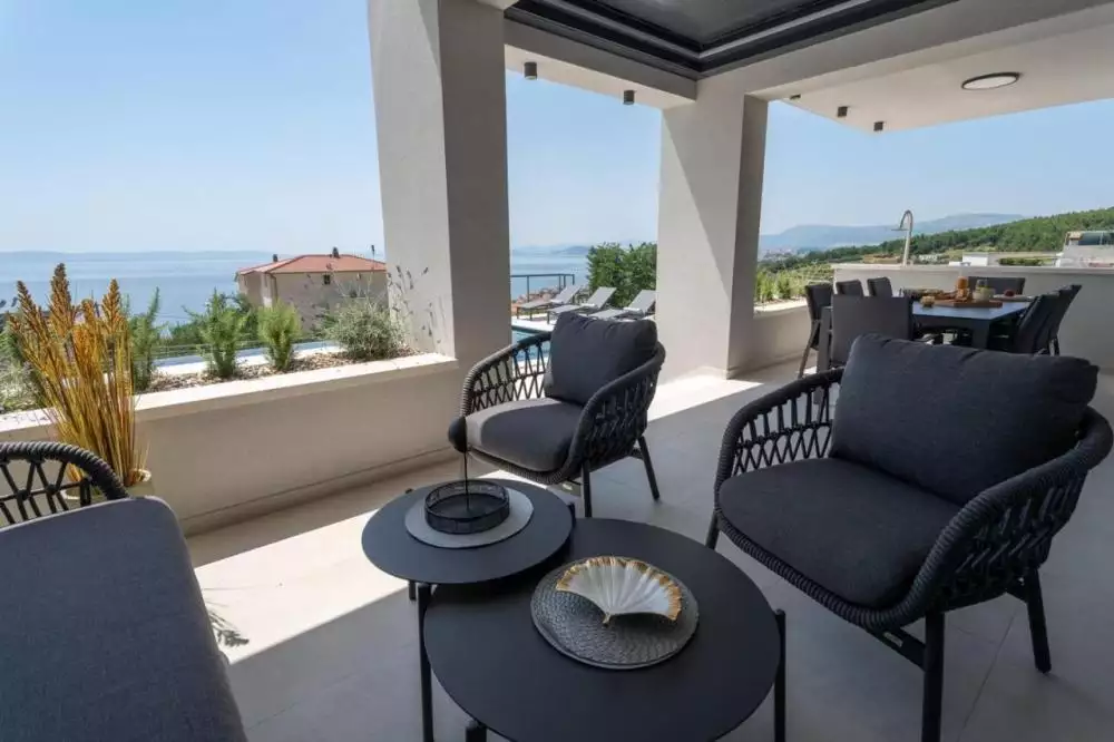Villa 320m² in Croatia, Split. Priced at 1550000€ rent photo-9