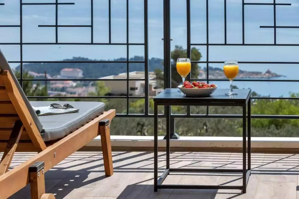 Villa 330m² in Croatia, Makarska. Priced at 1000000€ rent photo-5