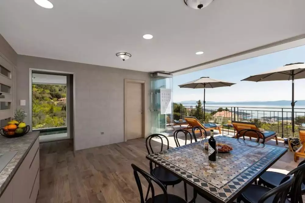 Villa 330m² in Croatia, Makarska. Priced at 1000000€ rent photo-12