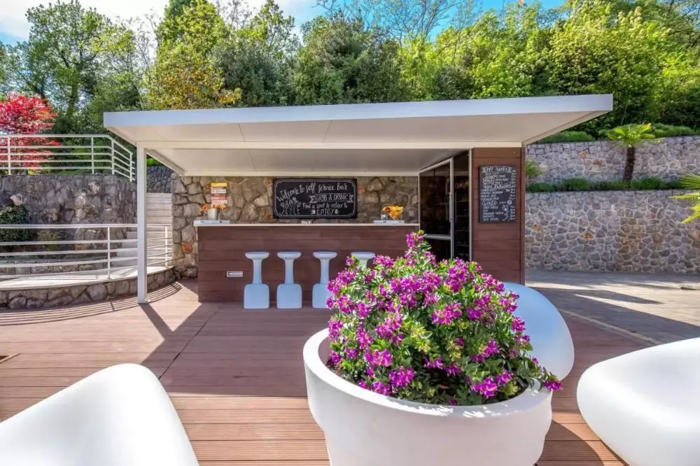 Hotels 700m² in Croatia, Lovran. Priced at 3700000€ rent photo-7