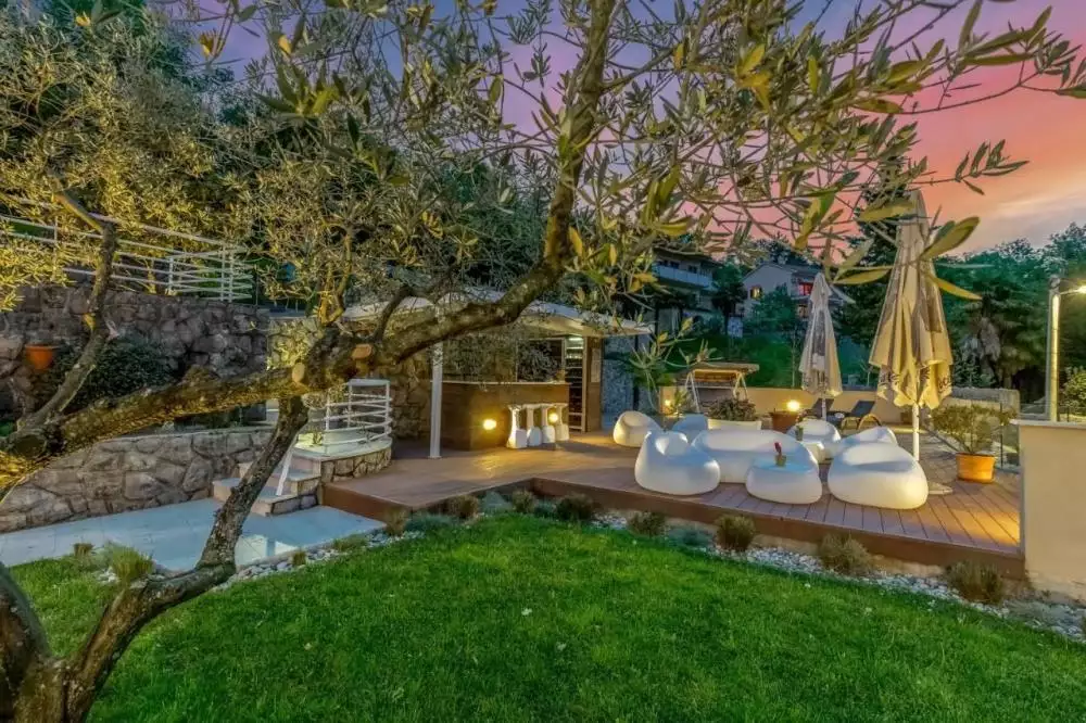 Hotels 700m² in Croatia, Lovran. Priced at 3700000€ rent photo-10