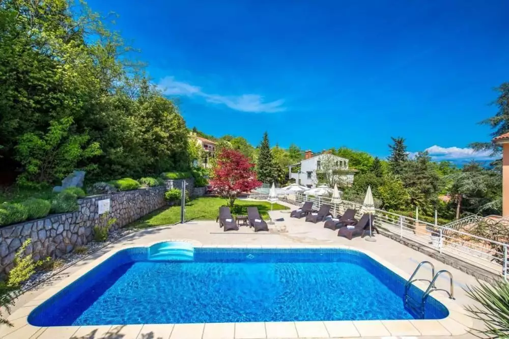 Hotels 700m² in Croatia, Lovran. Priced at 3700000€ rent photo-15