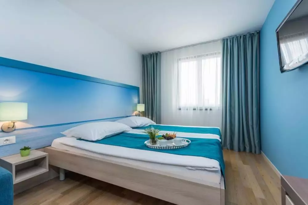 Hotels 1m² in Croatia, Porec. Priced at 2900000€ rent photo-4