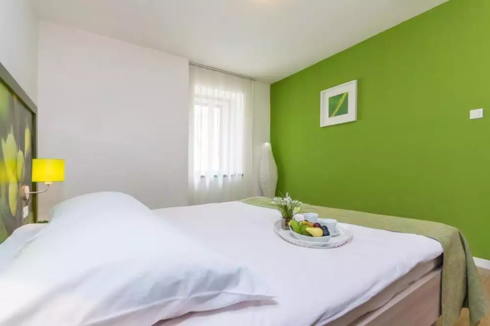 Hotels 1m² in Croatia, Porec. Priced at 2900000€ rent photo-5