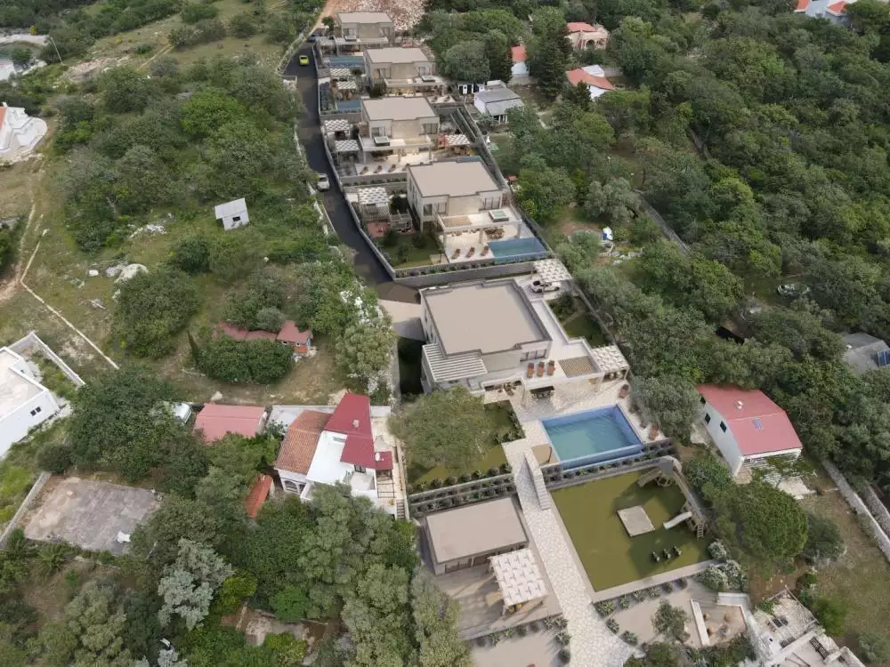 Villa 270m² in Croatia, Novalja. Priced at 1100000€ rent photo-3