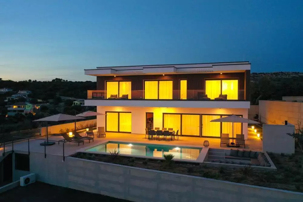 Villa 263m² in Croatia, Novalja. Priced at 1420000€ rent photo-11