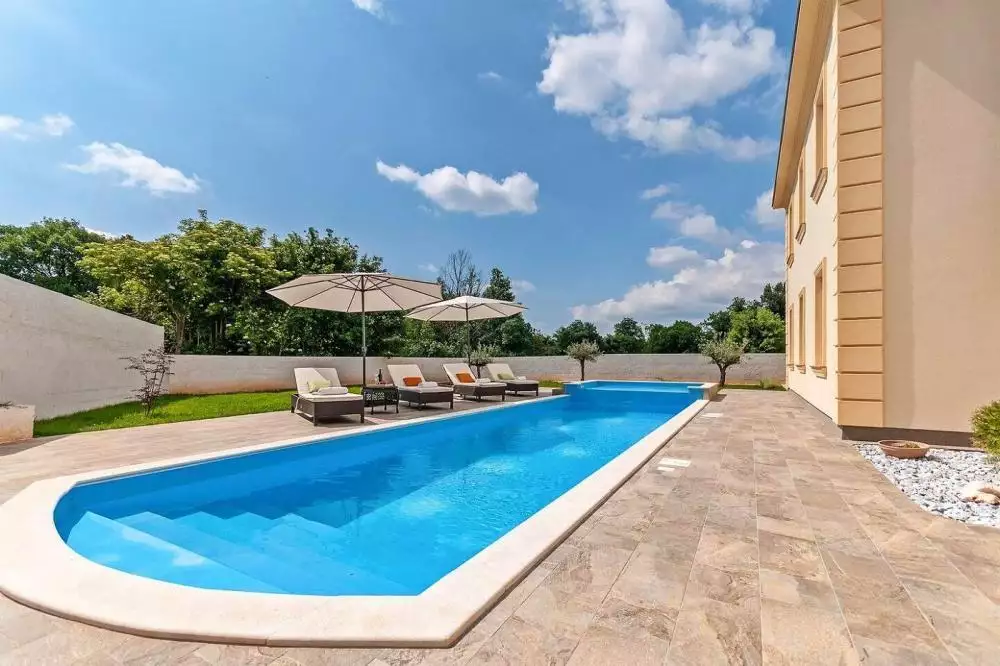 Villa 180m² in Croatia, Barban. Priced at 830000€ rent photo-6