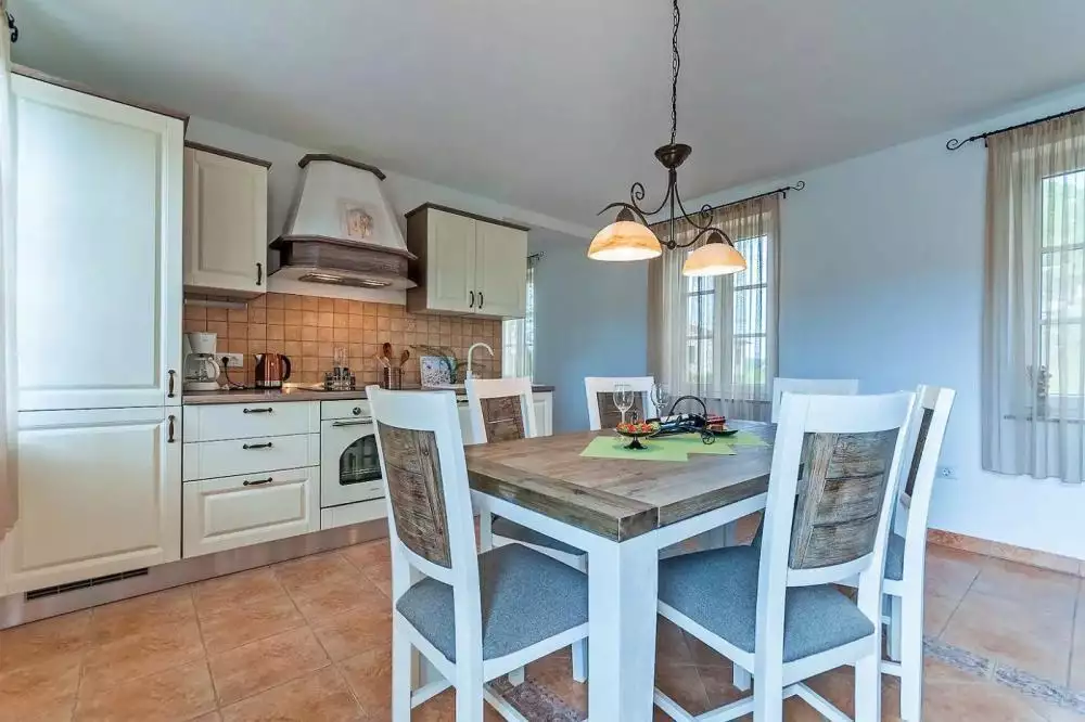 Villa 180m² in Croatia, Barban. Priced at 830000€ rent photo-13
