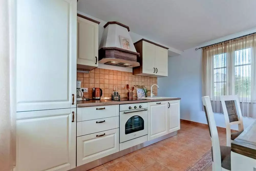 Villa 180m² in Croatia, Barban. Priced at 830000€ rent photo-14